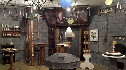 Top 10 tips and tactics for solving puzzles in escape rooms